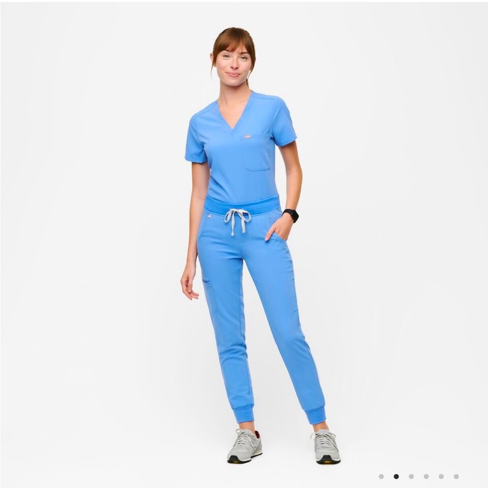 Figs Women’s Ceil Blue Zamora Jogger Scrub Pant- size Small